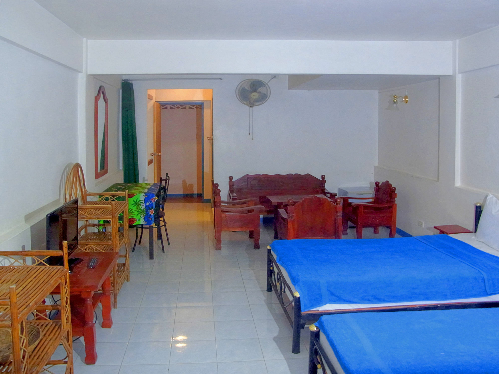 Niku Guesthouse Patong Exterior foto